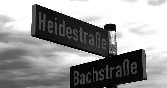 297164_2086764892131_533741_n