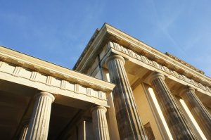 164142_1595776297723_6227043_n